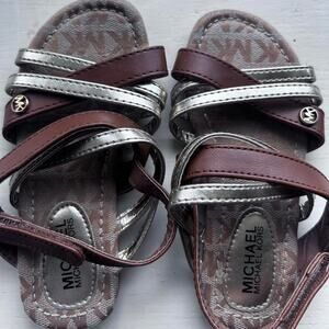 Michael Kors tan/gold toddler girls 9 EUC Strappy Beachy summer